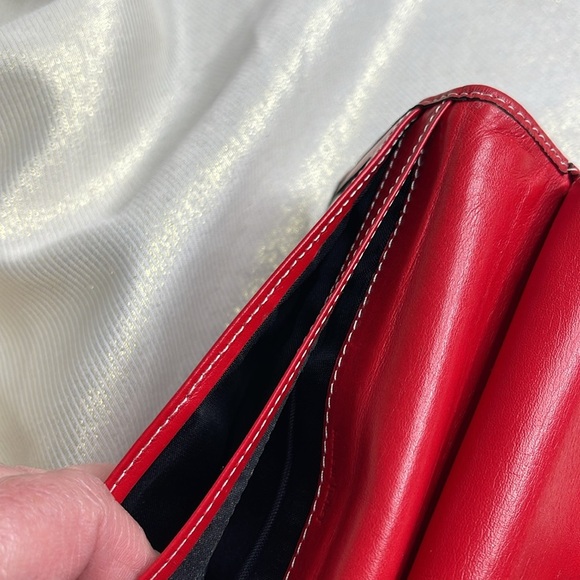 Vintage Y2K Holt Renfrew Buckled Red Genuine Leather Wallet Cards Coins - Picture 8 of 11